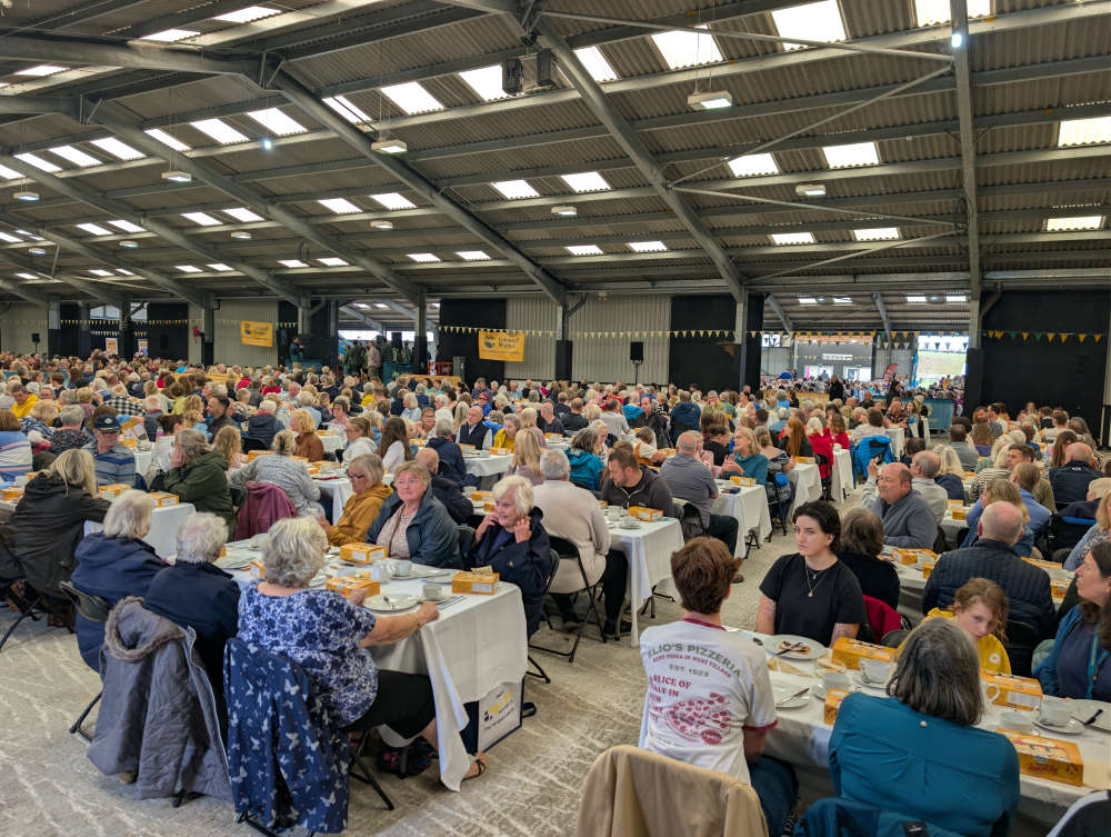 guests attempting the world record